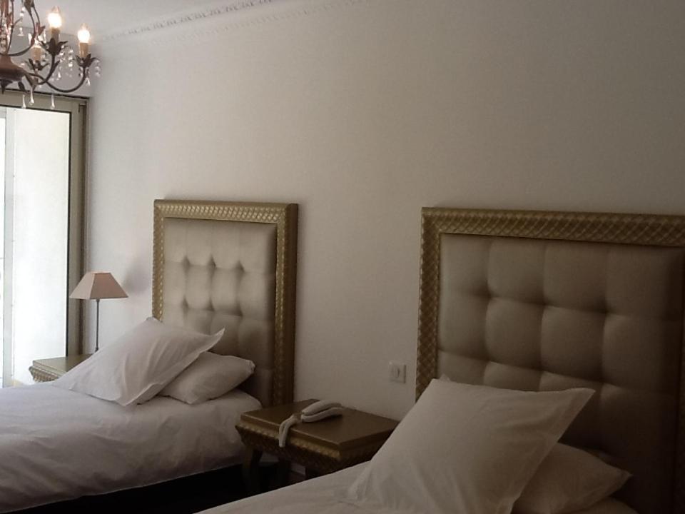 Hotel Les Deux Lions Riez Exteriér fotografie